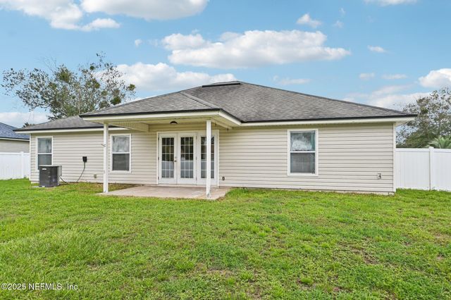 618 LOOKOUT LAKES Drive, Jacksonville, FL 32220