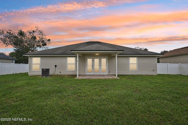 618 LOOKOUT LAKES Drive, Jacksonville, FL 32220
