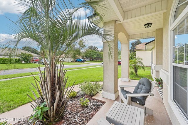 618 LOOKOUT LAKES Drive, Jacksonville, FL 32220