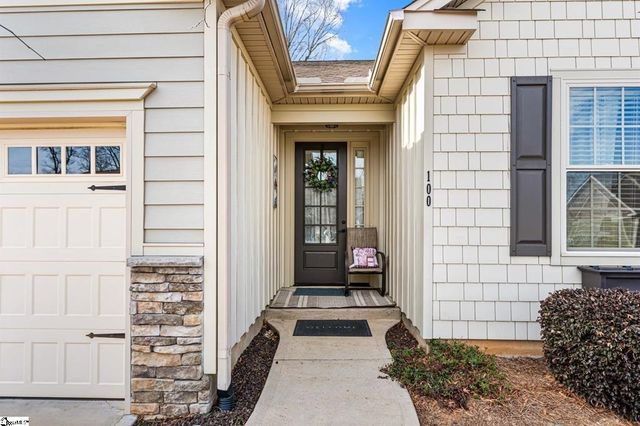 100 Briarhill Drive, Simpsonville, SC 29680