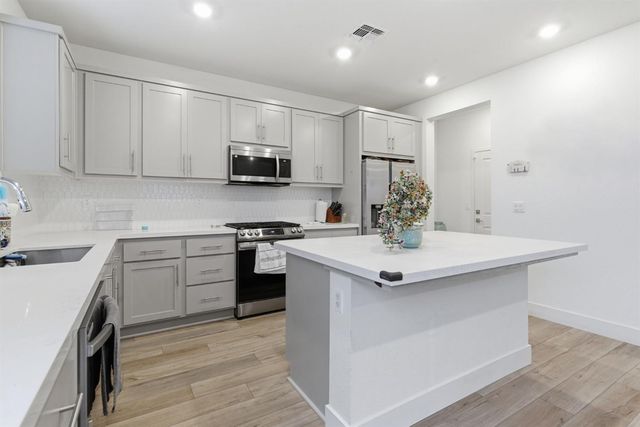 7329 Umberto Pl, Tracy, CA 95377