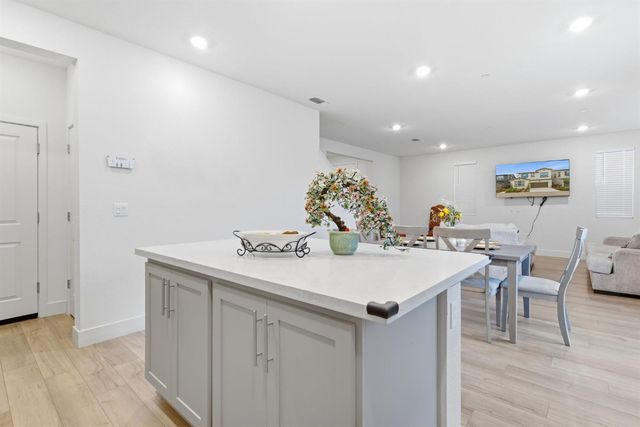 7329 Umberto Pl, Tracy, CA 95377