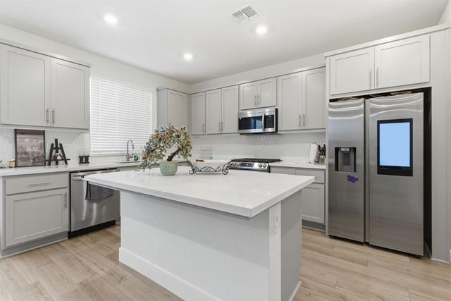 7329 Umberto Pl, Tracy, CA 95377