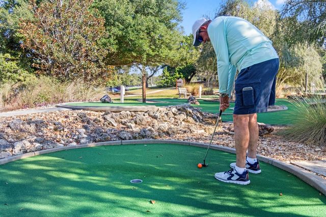 9088 SW 95TH AVENUE, Ocala, FL 34481