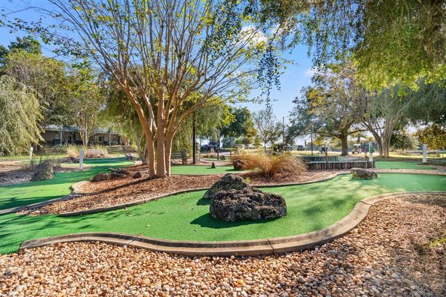 9088 SW 95TH AVENUE, Ocala, FL 34481