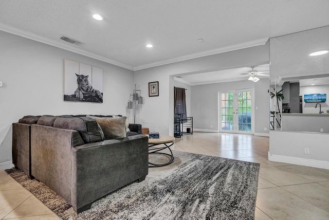 9544 Richmond Circle, Boca Raton, FL 33434