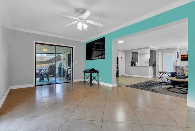 9544 Richmond Circle, Boca Raton, FL 33434
