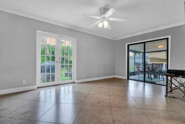 9544 Richmond Circle, Boca Raton, FL 33434