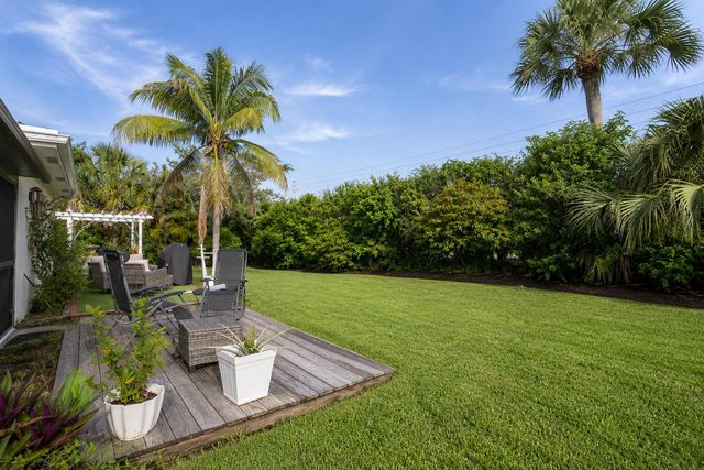 9544 Richmond Circle, Boca Raton, FL 33434
