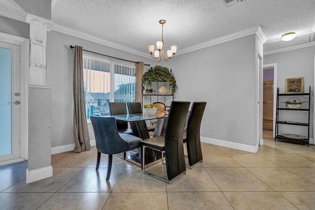 9544 Richmond Circle, Boca Raton, FL 33434