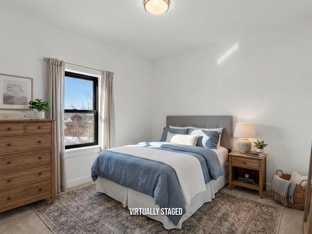 947 Berenschot TRAIL, Cedar Grove, WI 53013