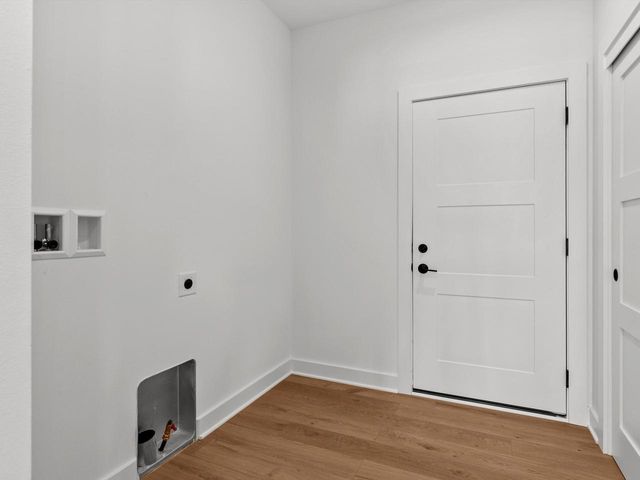 947 Berenschot TRAIL, Cedar Grove, WI 53013