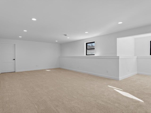 947 Berenschot TRAIL, Cedar Grove, WI 53013