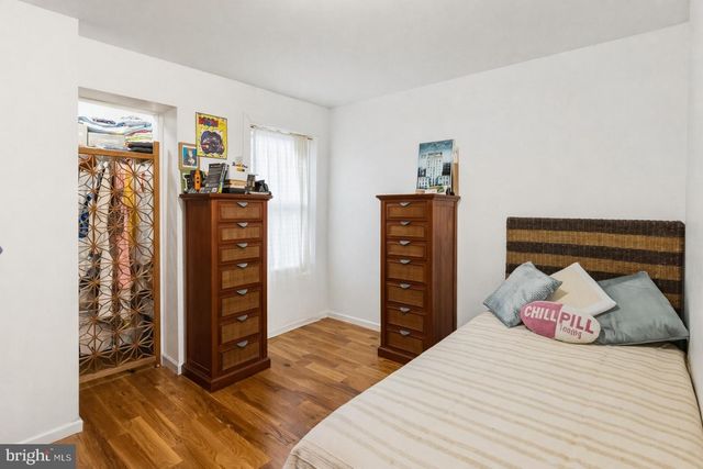 32 PERRINE AVE, Trenton, NJ 08638