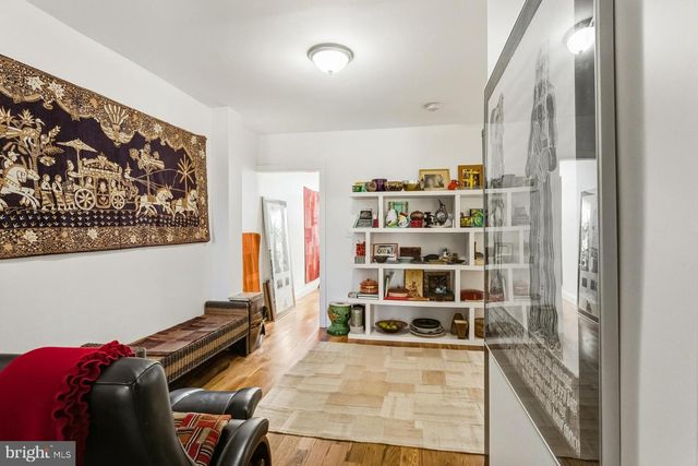 32 PERRINE AVE, Trenton, NJ 08638