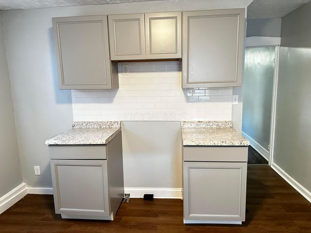 1249-1251 E 15th Avenue, Columbus, OH 43211