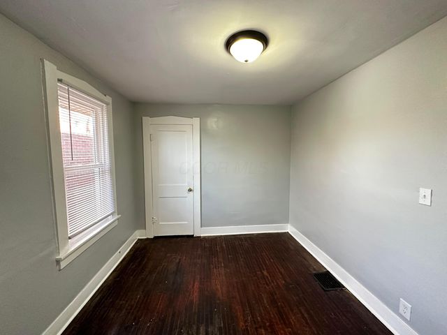 1249-1251 E 15th Avenue, Columbus, OH 43211