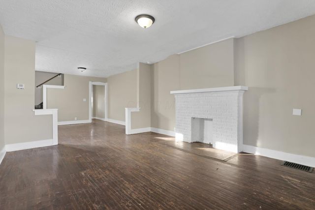 1249-1251 E 15th Avenue, Columbus, OH 43211