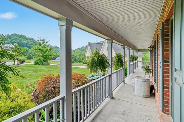 202 Stonycreek Court, Cold Spring, KY 41076