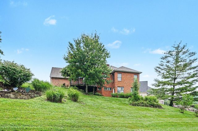 202 Stonycreek Court, Cold Spring, KY 41076
