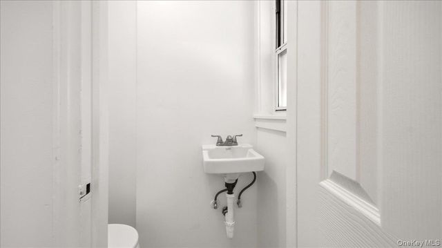 3337 Gunther Avenue, Bronx, NY 10469