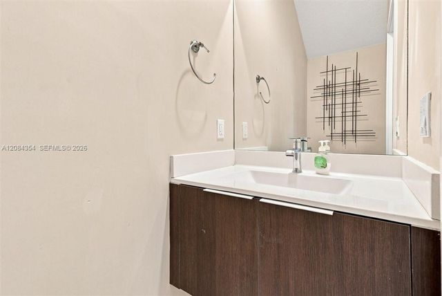 10455 NW 82nd Street 10, Doral, FL 33178