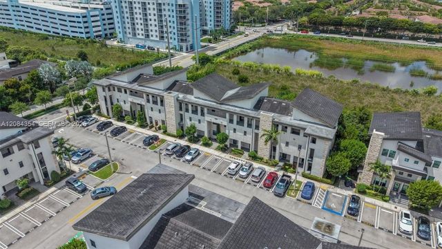 10455 NW 82nd Street 10, Doral, FL 33178