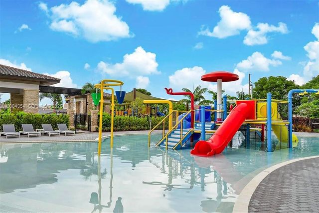 10455 NW 82nd Street 10, Doral, FL 33178