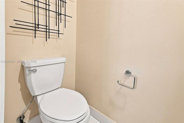 10455 NW 82nd Street 10, Doral, FL 33178