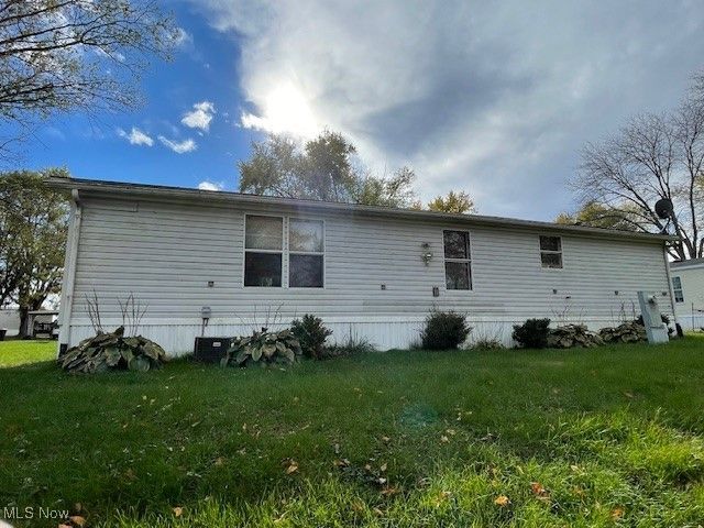 3250 Maysville Pike 13, Zanesville, OH 43701