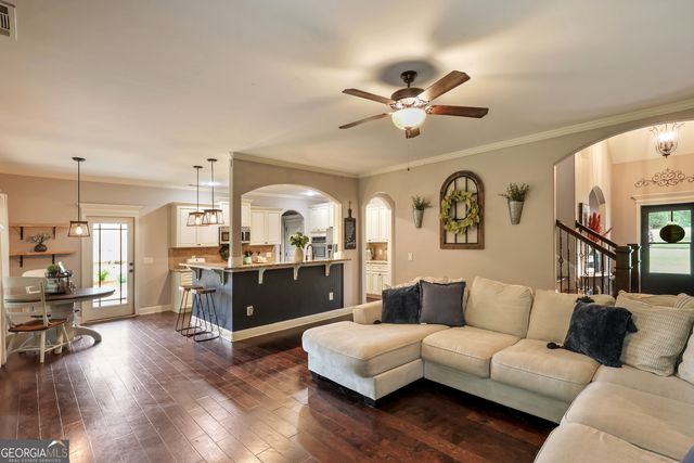 156 Fishers Mill Drive, Mcdonough, GA 30252