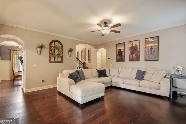 156 Fishers Mill Drive, Mcdonough, GA 30252