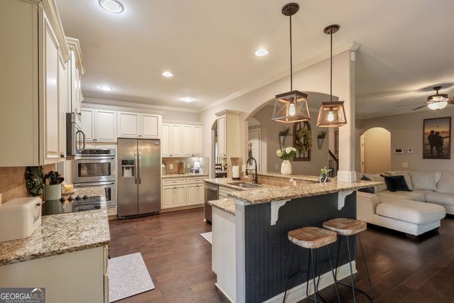 156 Fishers Mill Drive, Mcdonough, GA 30252