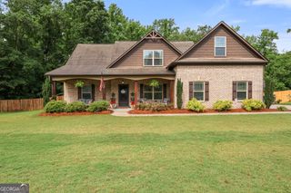 156 Fishers Mill Drive, Mcdonough, GA 30252