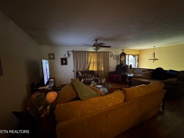 718 Greenwich Drive, Maryville, TN 37803