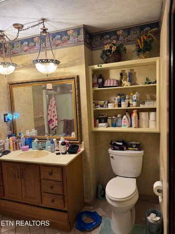 718 Greenwich Drive, Maryville, TN 37803