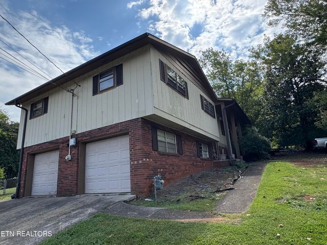 718 Greenwich Drive, Maryville, TN 37803