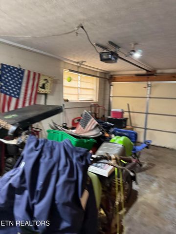 718 Greenwich Drive, Maryville, TN 37803