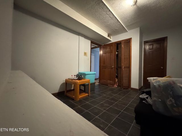 718 Greenwich Drive, Maryville, TN 37803