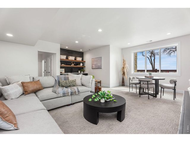 6739 Morning Song Ct, Timnath, CO 80547