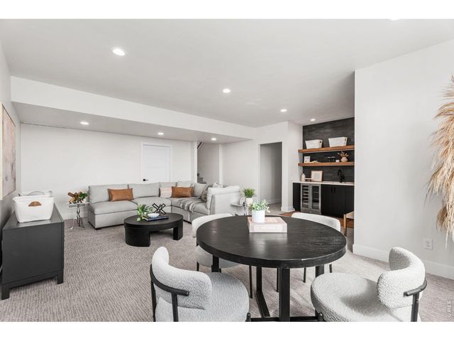 6739 Morning Song Ct, Timnath, CO 80547