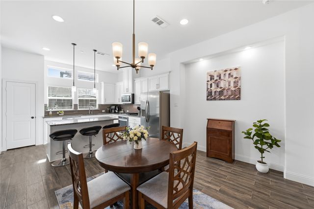 107 Harwood Drive, Lewisville, TX 75067