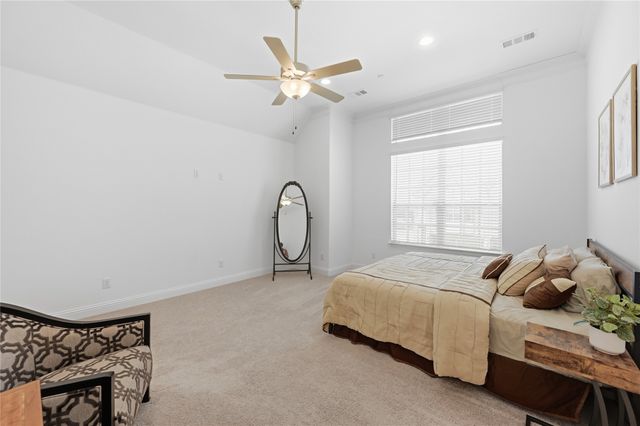 107 Harwood Drive, Lewisville, TX 75067