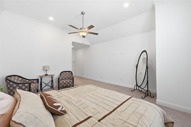 107 Harwood Drive, Lewisville, TX 75067