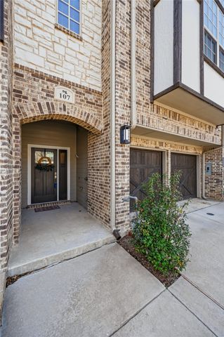 107 Harwood Drive, Lewisville, TX 75067