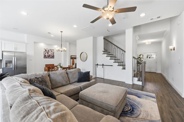 107 Harwood Drive, Lewisville, TX 75067