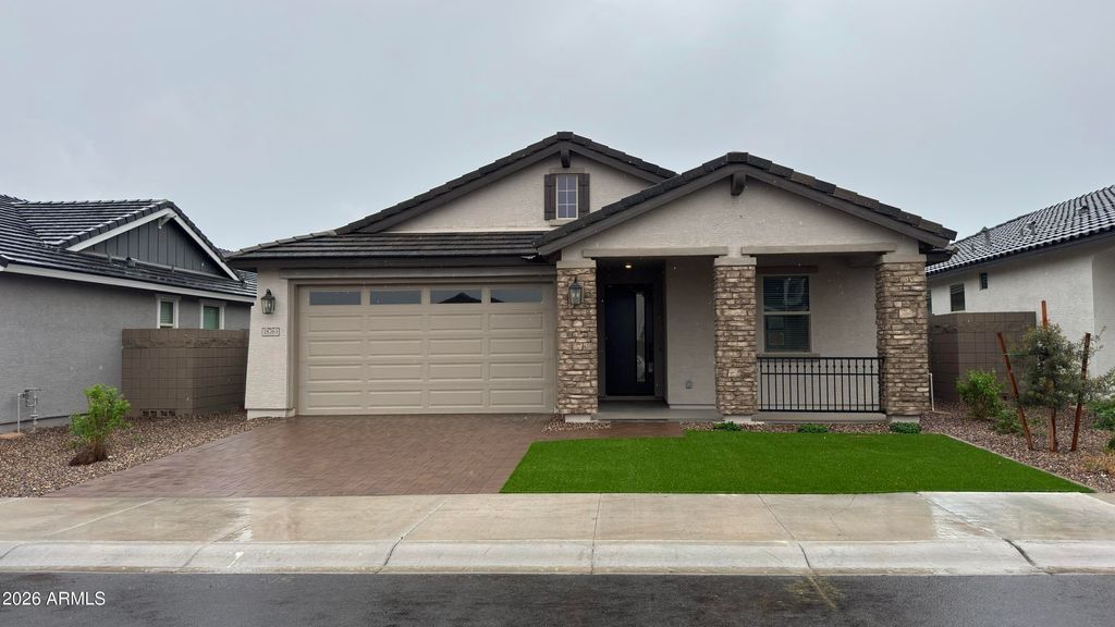 18763 W MONTEROSA Street, Litchfield Park, AZ 85340