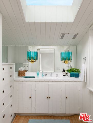 279 Santa Rosa Lane, Montecito, CA 93108