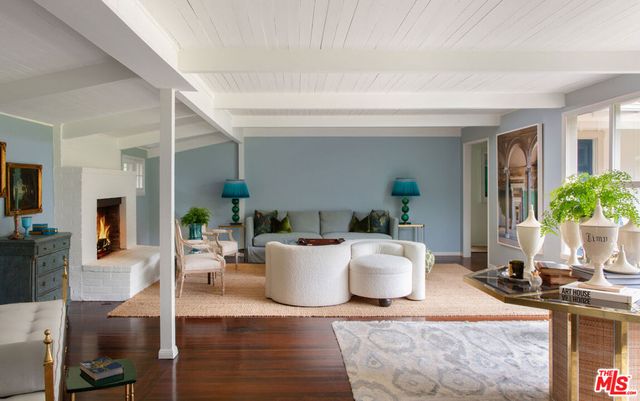 279 Santa Rosa Lane, Montecito, CA 93108