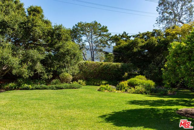 279 Santa Rosa Lane, Montecito, CA 93108